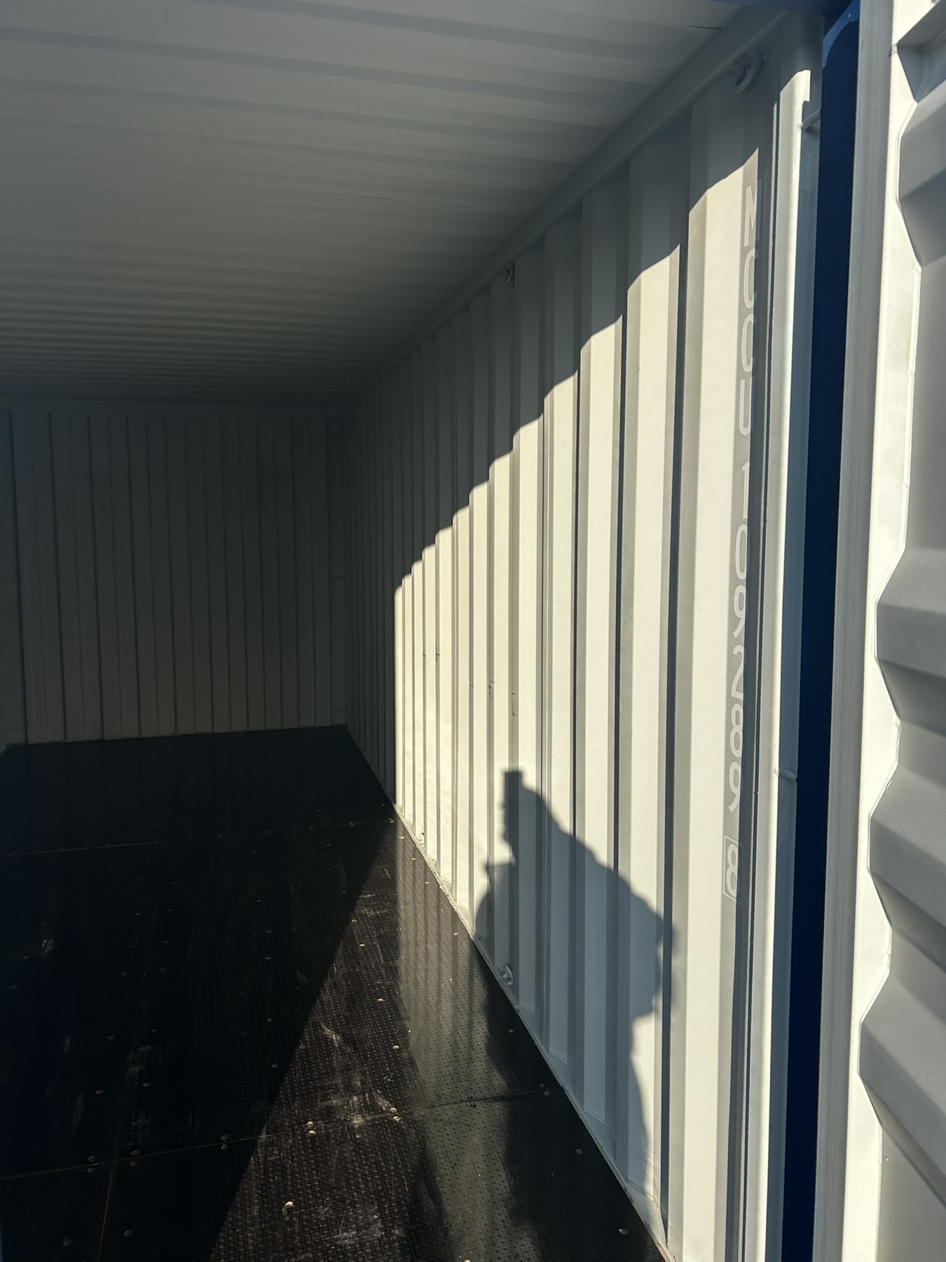 New/One-way ISO 20' DC shipping container 001 - Image 5
